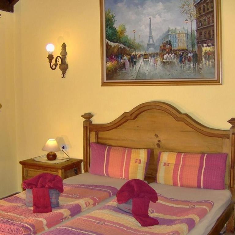 Aptos Monasterio de San Antonio 4 - Apartamento Superior de 1 dormitorio con balcón - 6