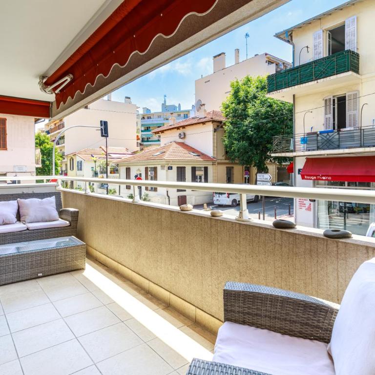 L'HIPPOCAMPE Résidence près de la mer 3 pièces, terrasse - Appartement 2 Chambres - 17