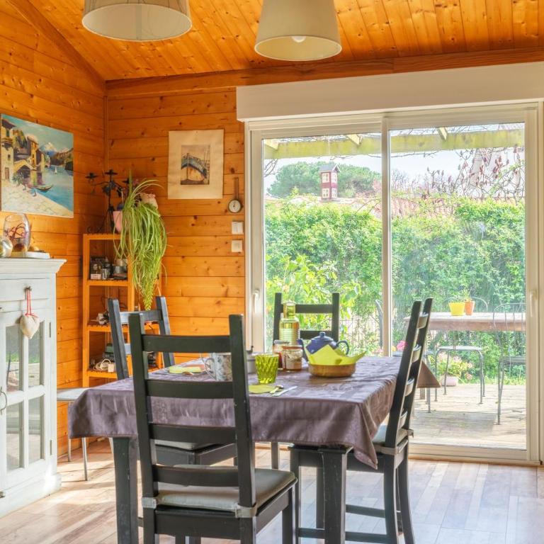 Le Pommier - Chambre d'hôtes - Chambre Double - Vue sur Jardin - 5