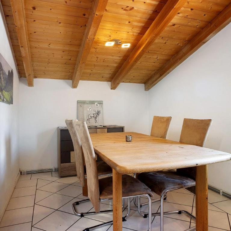 Schnitzer Ferienwohnung - Superior Apartment mit 1 Schlafzimmer und Balkon - 10
