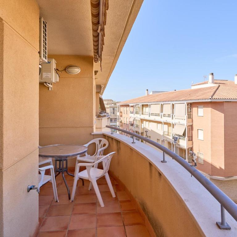 Ático en Torrox costa - Apartamento de 3 dormitorios con vistas a las montañas - 3