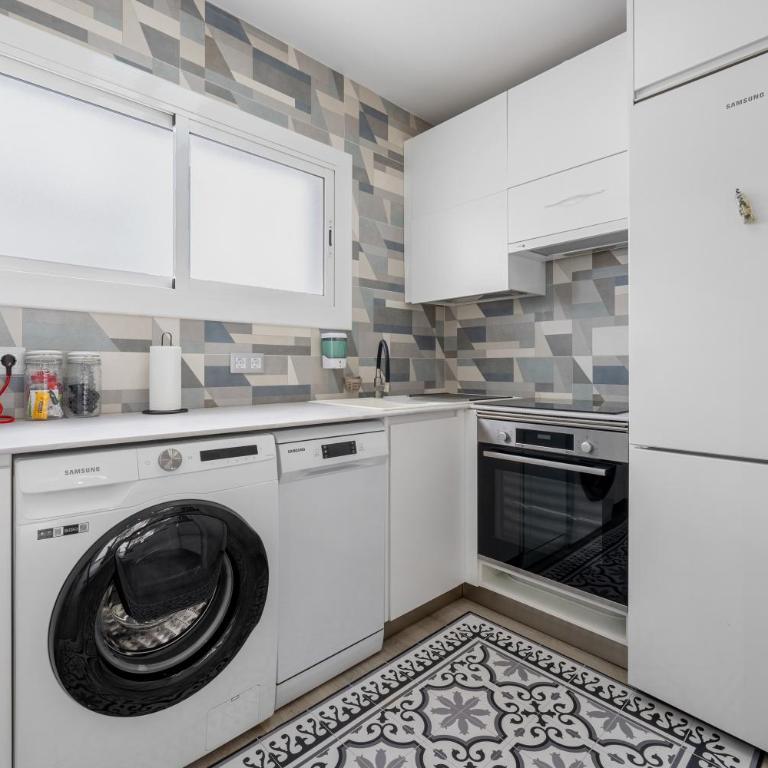 Duplex center- Calafell - Apartamento Deluxe de 2 dormitorios con balcón - 8