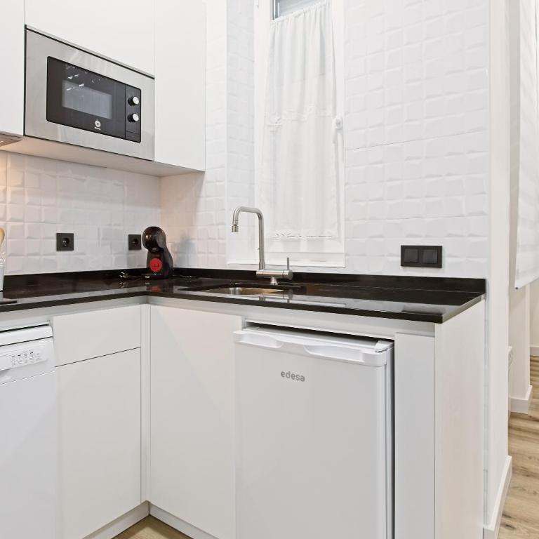 Legio Suites - Apartamento Deluxe de 2 dormitorios con vistas al jardín - 11