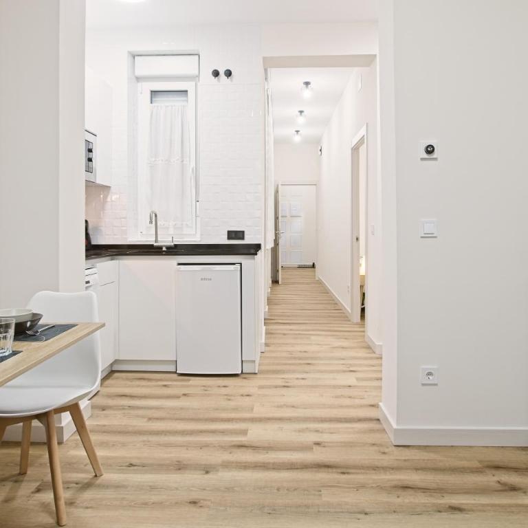 Legio Suites - Apartamento Deluxe de 2 dormitorios con vistas al jardín - 9