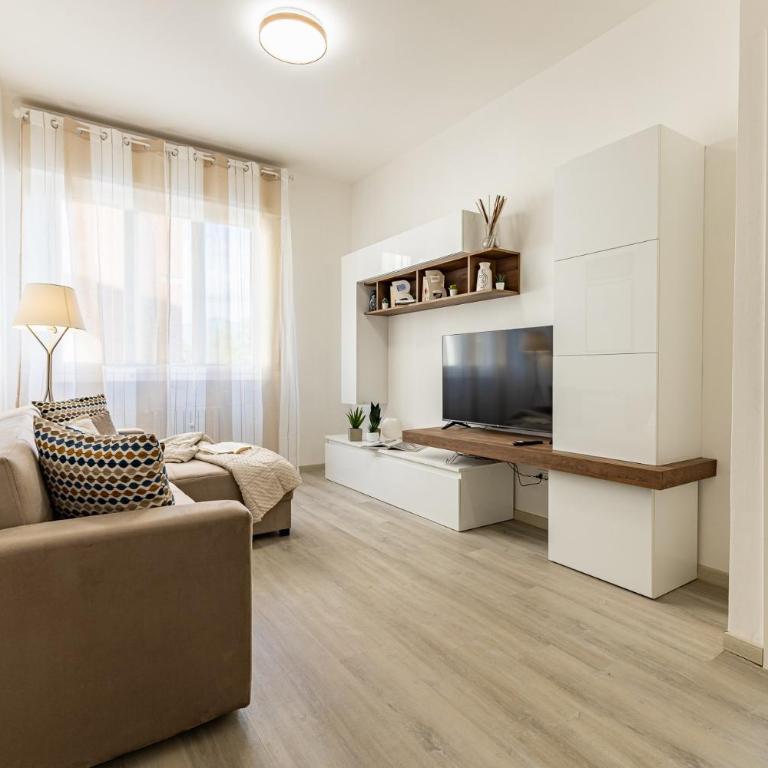 La Tua Casa - Casa Vacanze - Two-Bedroom Deluxe Apartment with Balcony - 2