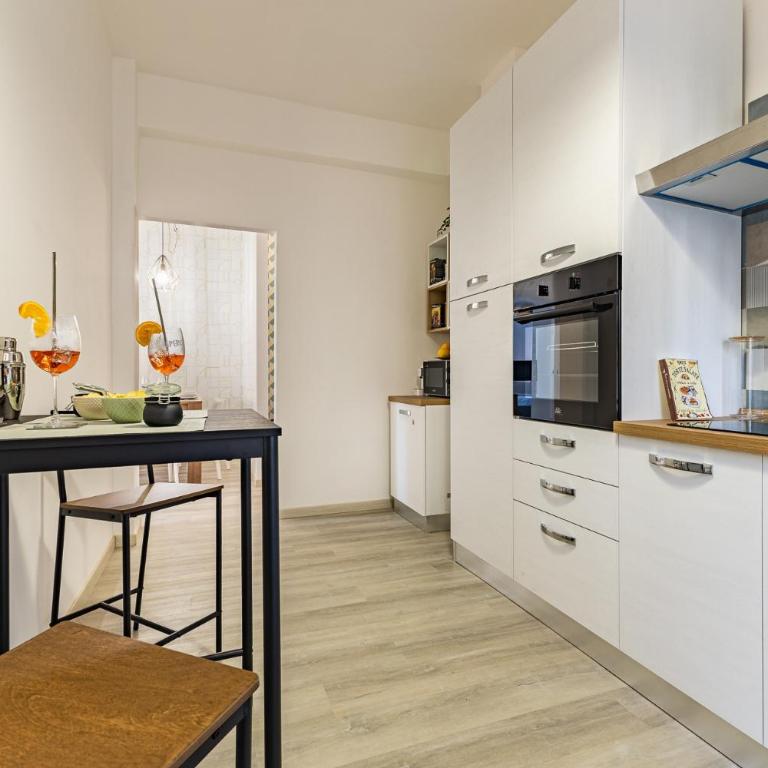 La Tua Casa - Casa Vacanze - Two-Bedroom Deluxe Apartment with Balcony - 14