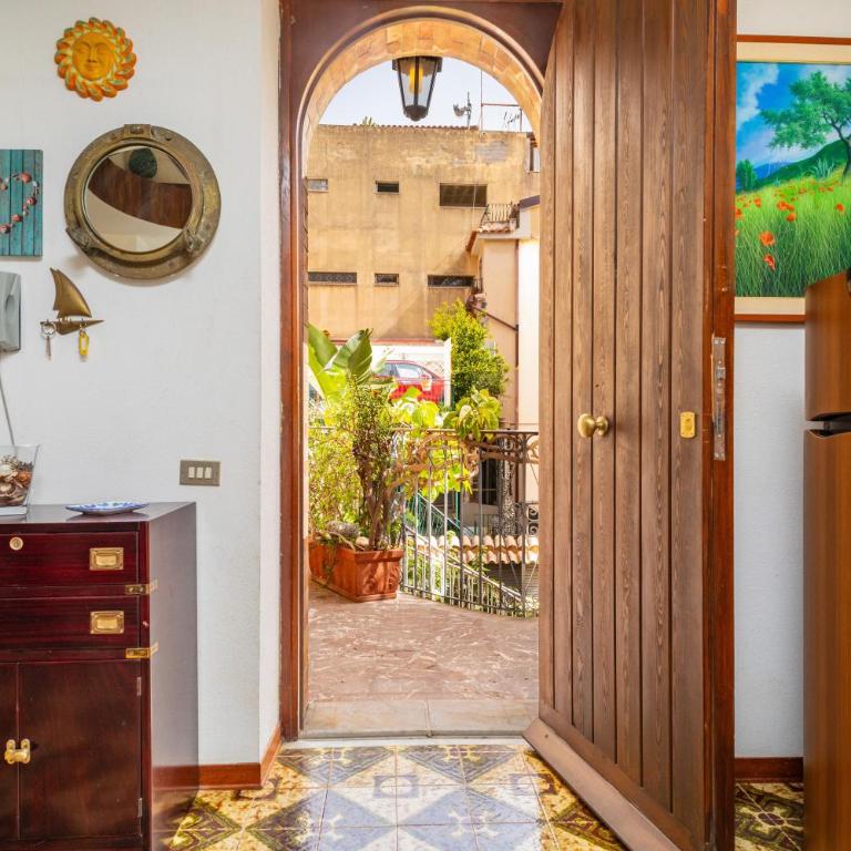 Casa Florio - Appartamento con 1 Camera da Letto e Vista Giardino - 15