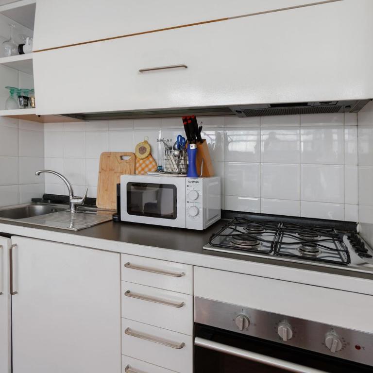 Chiavari Elegante - Appartamento Superior con 1 Camera da Letto e Balcone - 9