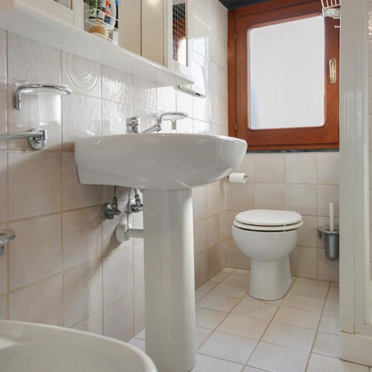 Chiavari Elegante - Appartamento Superior con 1 Camera da Letto e Balcone - 13