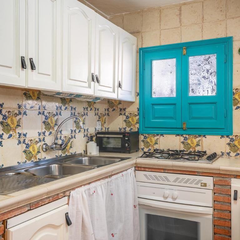 Casa adelfas - Two-Bedroom House - 6