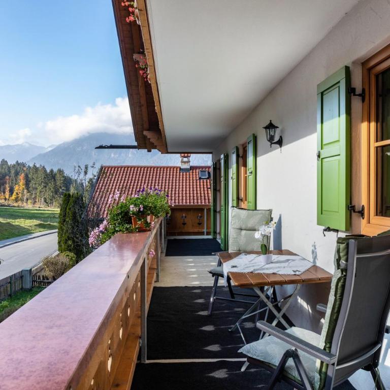Fewo Maria Grasegger - Deluxe-Apartment mit 2 Schlafzimmern und Gartenblick - 2