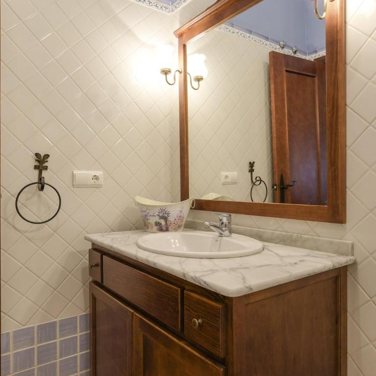 Villa Fuentes Sólo Familias - Apartamento con terraza - 16