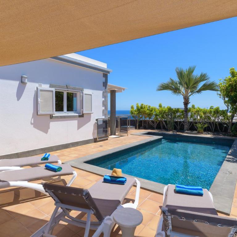 Villa Loretta - Villa with Sea View - 3