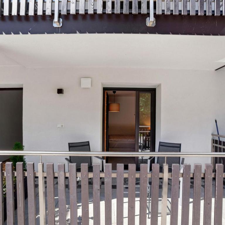 Sina Apartment - Appartamento con 2 Camere da Letto e con Vista Montagna - 24