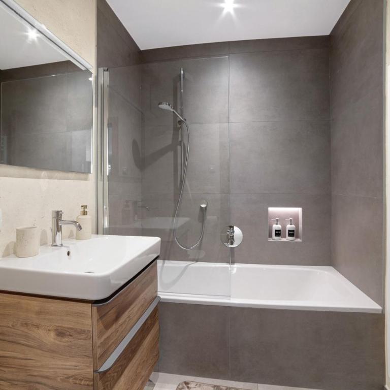 Sina Apartment - Appartamento con 2 Camere da Letto e con Vista Montagna - 22