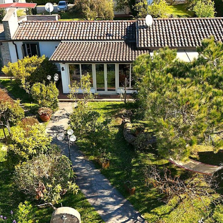 Villa Mariapia 6pax Air Conditioning with garden near the beach - Villa - 4