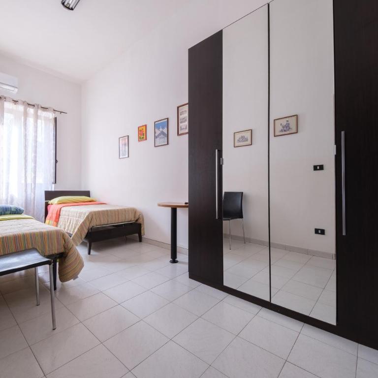 Casa Via Medici - Appartamento Deluxe con 2 Camere da Letto e Balcone - 15