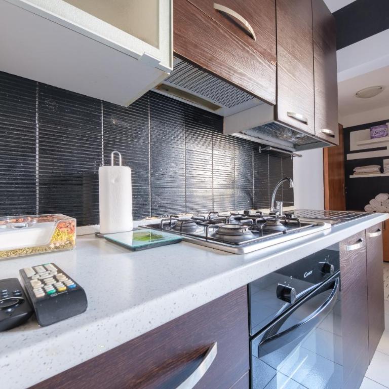 Casa Via Medici - Appartamento Deluxe con 2 Camere da Letto e Balcone - 5