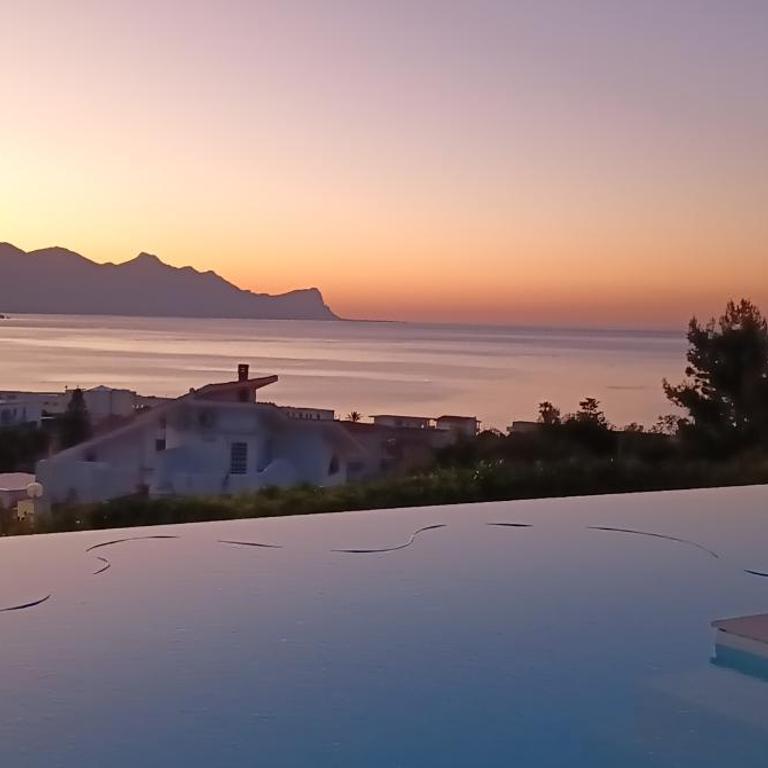 Beautiful View, Heated pool - Villa - 2
