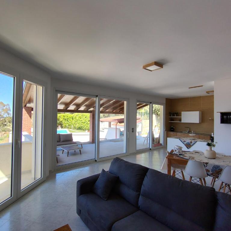 Beautiful View, Heated pool - Villa - 23
