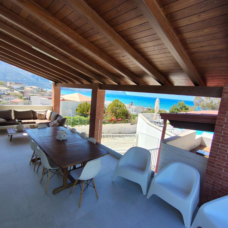Beautiful View, Heated pool - Villa - 25