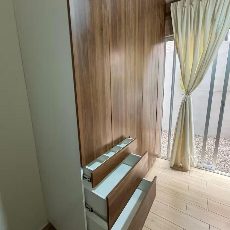 Casa Sto Domingo terraza PB 3KM del centro - Apartamento de 2 dormitorios con terraza - 34