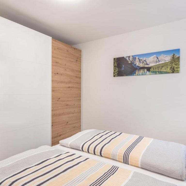 Trojer Apartment 1 - Deluxe-Apartment mit 2 Schlafzimmern und Gartenblick - 14