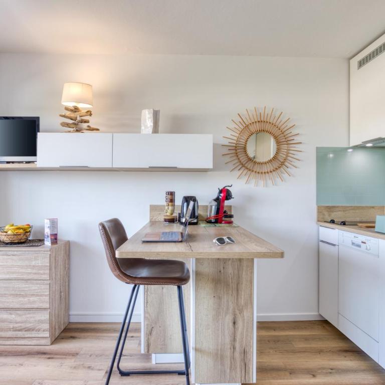 Chez Nat n Rosy - Studio mit Terrasse - 19