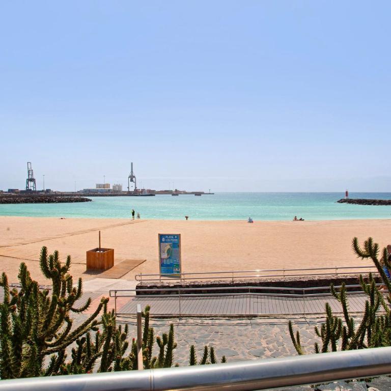 Puerto Playa 2 - Apartamento con terraza - 23