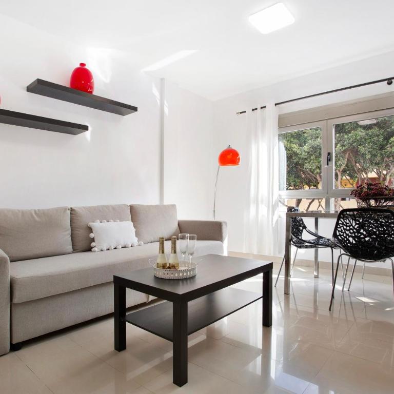 Puerto Playa 2 - Apartamento con terraza - 1