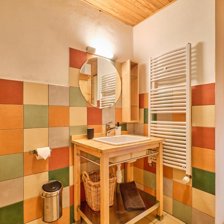 Chalet il fera beau demain - Two-Bedroom Deluxe Apartment with Garden View - 9