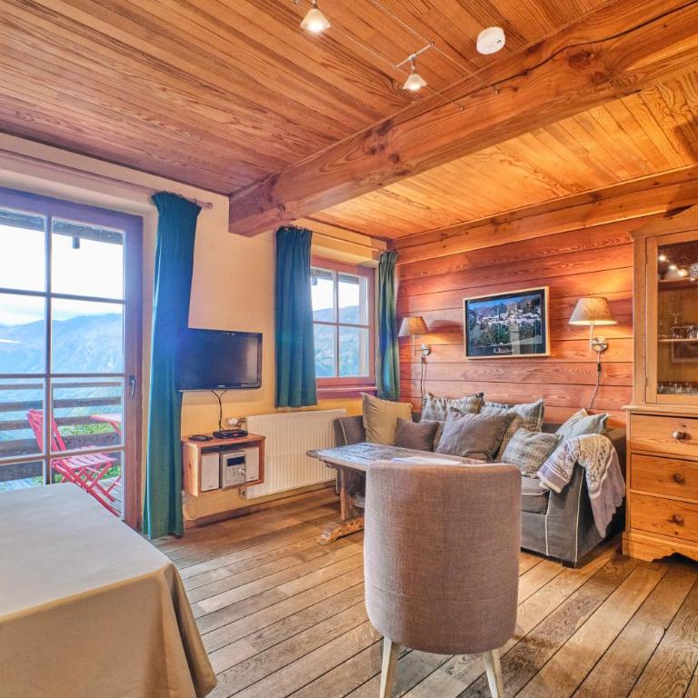 Chalet il fera beau demain - Two-Bedroom Deluxe Apartment with Garden View - 2