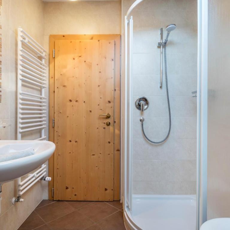 Gfinkerhof Rosengarten - Appartamento Deluxe con 2 Camere da Letto e Vista Giardino - 19