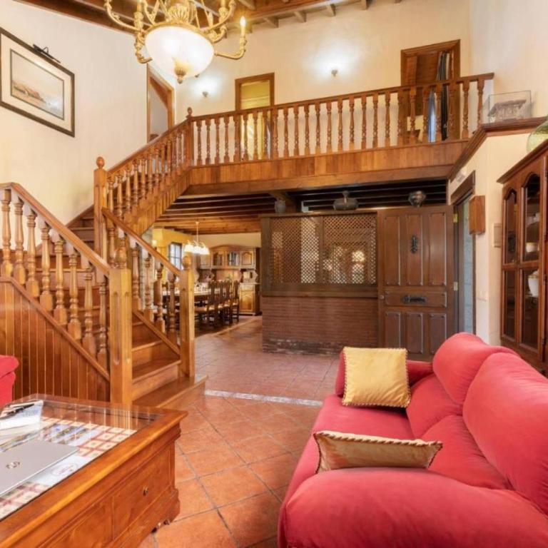 Casa Grau - Three-Bedroom Apartment with Mountain View - 6