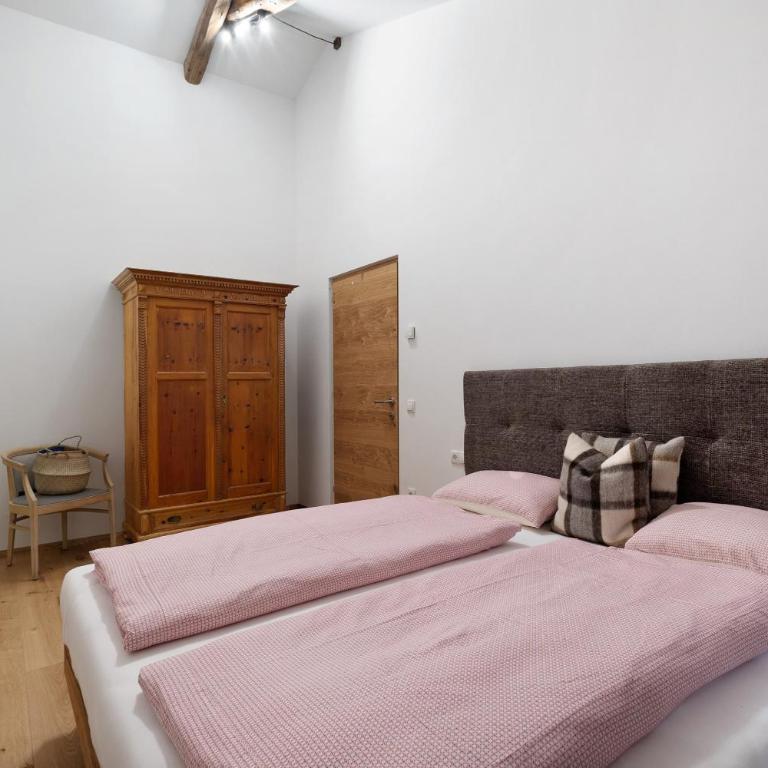 Herzleierhof Rodeneck - Apartment mit 1 Schlafzimmer und Gartenblick - 9