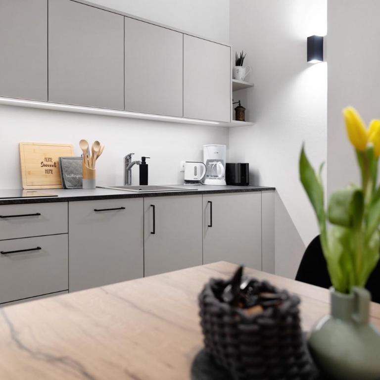 Herzleierhof Rodeneck - Apartment mit 1 Schlafzimmer und Gartenblick - 11