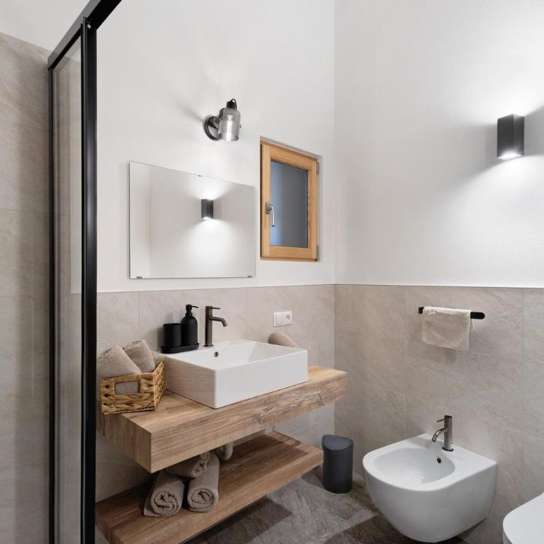 Herzleierhof Rodeneck - Apartment mit 1 Schlafzimmer und Gartenblick - 16