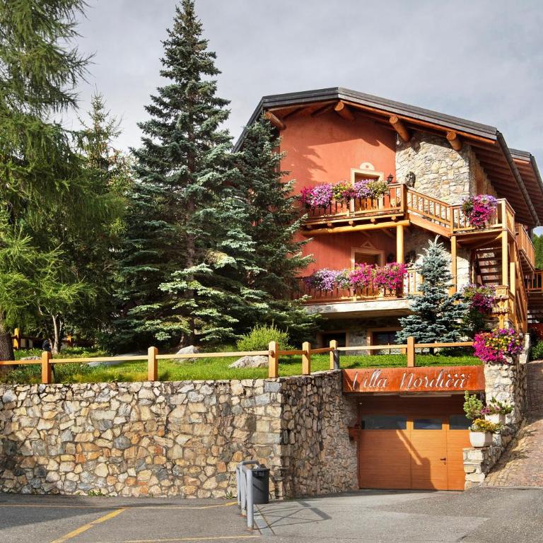 Villa Nordica Aurora - Appartamento Deluxe con 2 Camere da Letto e Vista Giardino - 1