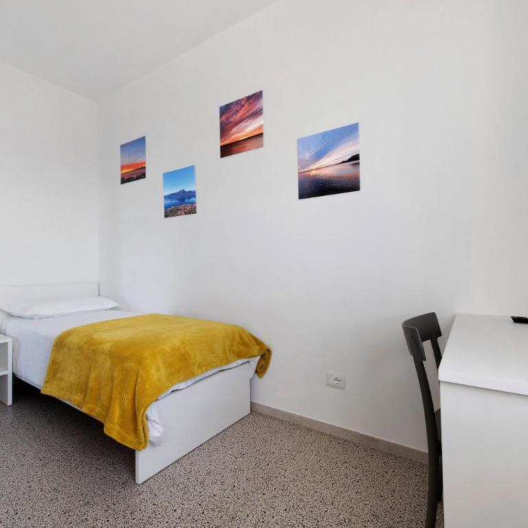 Casa Serena Lake View - Two-Bedroom Deluxe Apartment with Garden View - 23