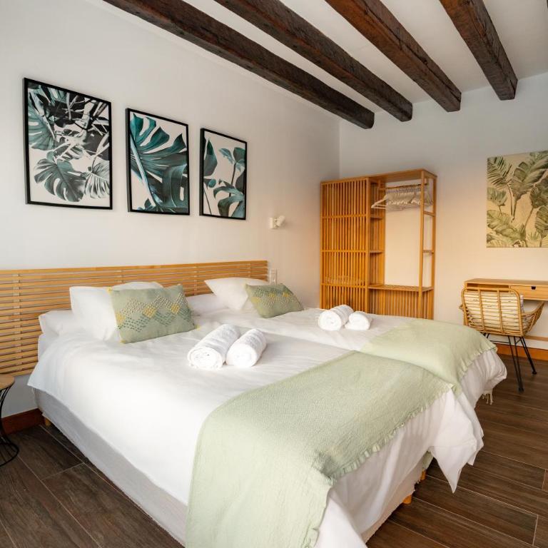 The Cube - Seven-Bedroom House - 14