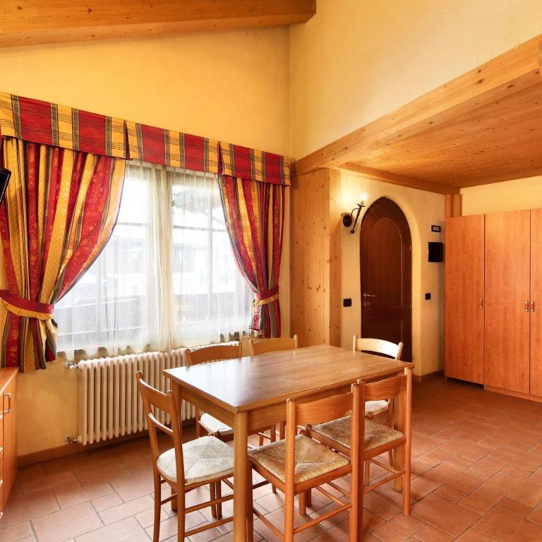 Chalet Li Palù Trilocale 2 - Two-Bedroom Deluxe Apartment with Balcony - 3