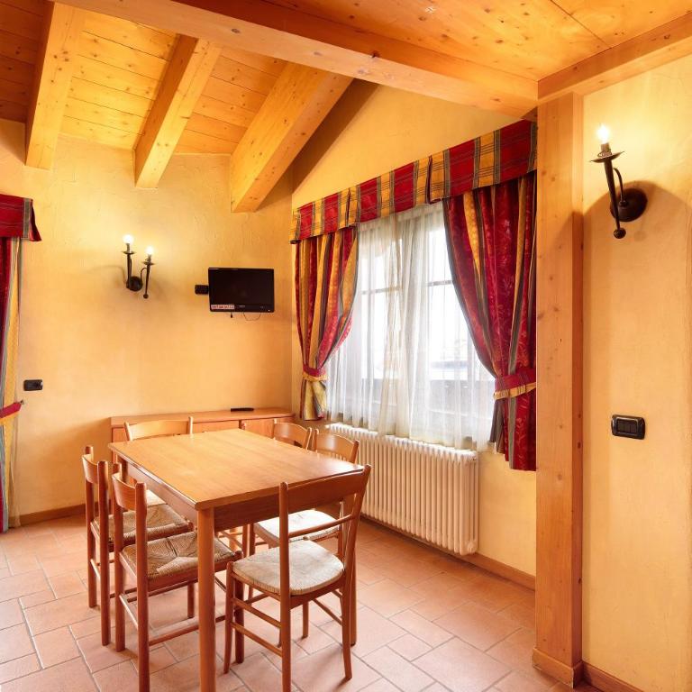 Chalet Li Palù Trilocale 2 - Two-Bedroom Deluxe Apartment with Balcony - 5