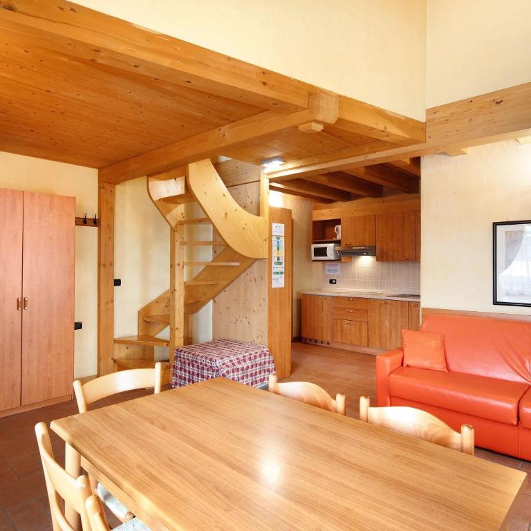 Chalet Li Palù Trilocale 2 - Two-Bedroom Deluxe Apartment with Balcony - 6
