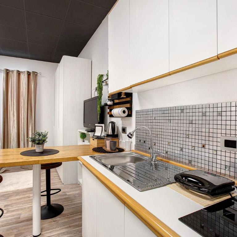 Little House Aosta - Studio - Disability Access - 12