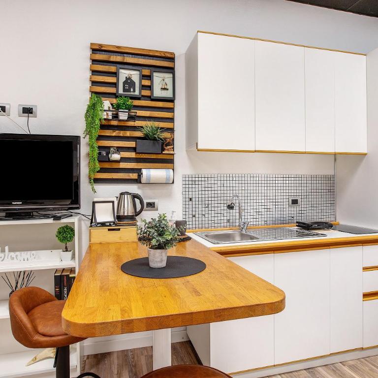 Little House Aosta - Studio - Disability Access - 8