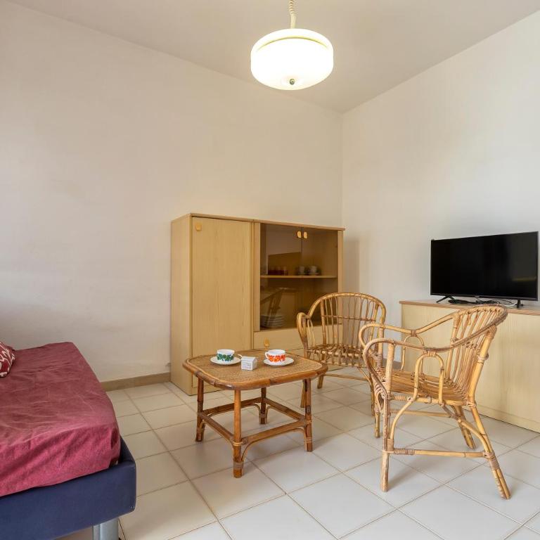 Residence Brezza Marina Lu Bagnu - Appartamento con 2 Camere da Letto - Fronte Oceano - 2