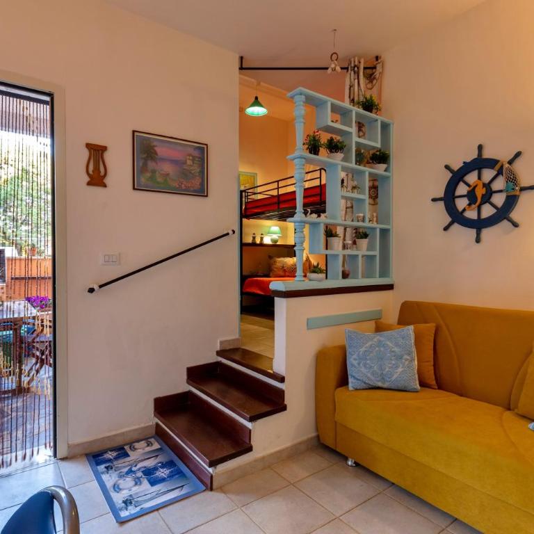 Casa Erica - Appartamento Deluxe con 2 Camere da Letto e Vista Giardino - 4