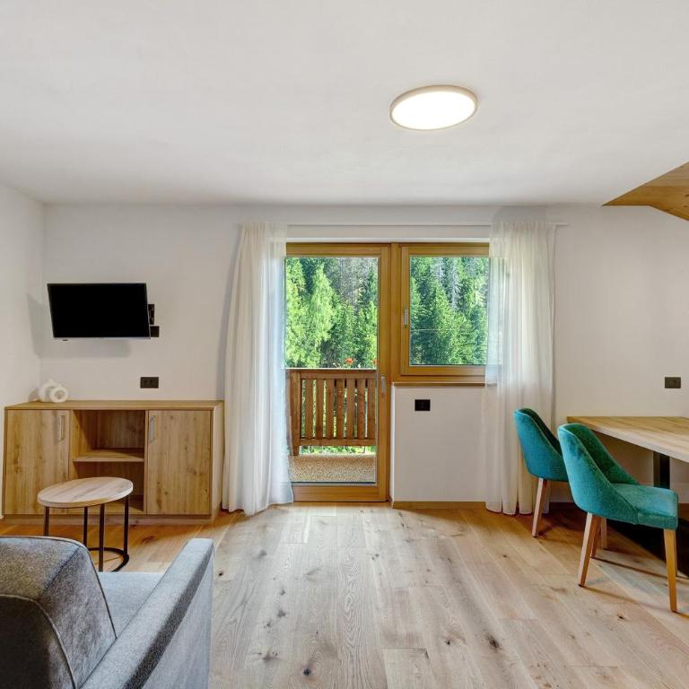 Lü da Plazores - Appartamento Superior con 1 Camera da Letto e Balcone - 1