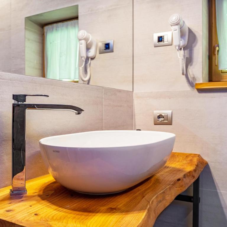 La Chiasa - Appartamento Premium con 3 Camere da Letto e Balcone - 24