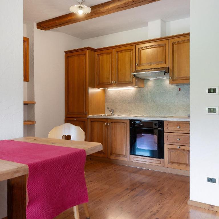 Paracia App La Vedla - Two-Bedroom Deluxe Apartment with Garden View - 8
